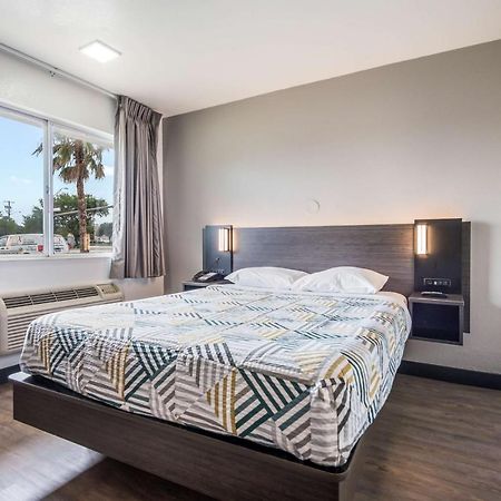 Motel 6-College Station, Tx - Bryan Dış mekan fotoğraf