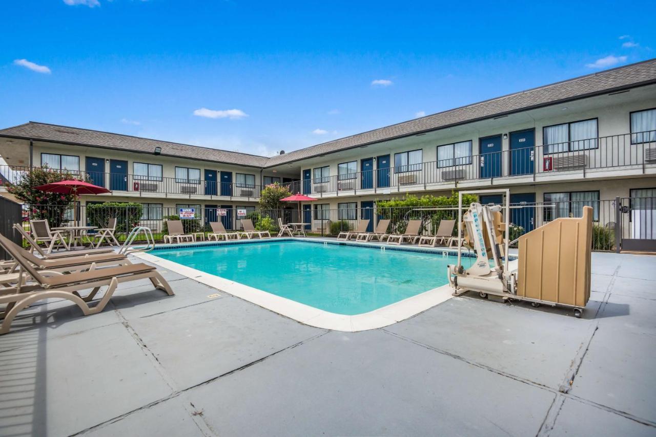 Motel 6-College Station, Tx - Bryan Dış mekan fotoğraf