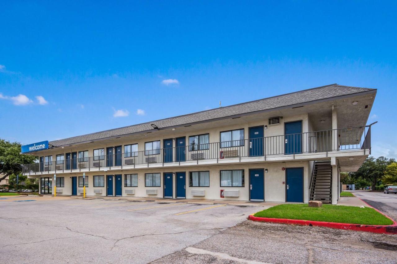 Motel 6-College Station, Tx - Bryan Dış mekan fotoğraf