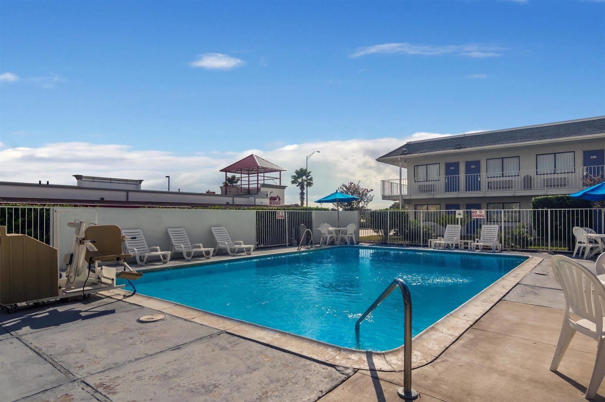 Motel 6-College Station, Tx - Bryan Dış mekan fotoğraf
